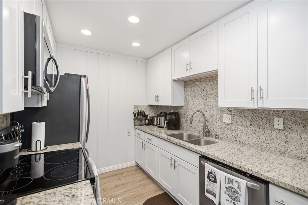 1000 W Macarthur Boulevard 144