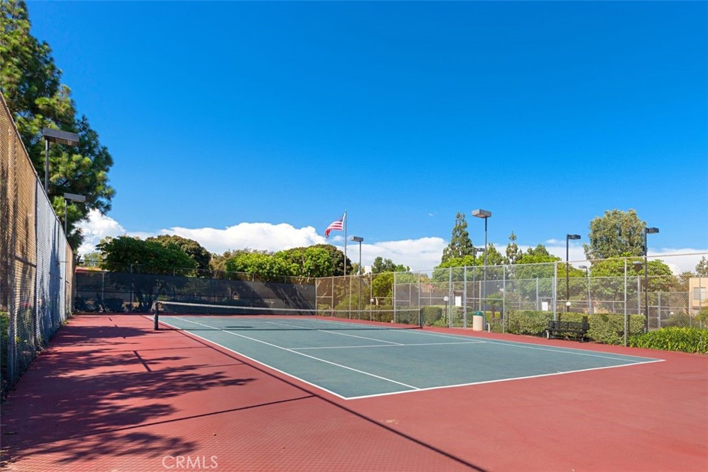 1000 W Macarthur Boulevard 144