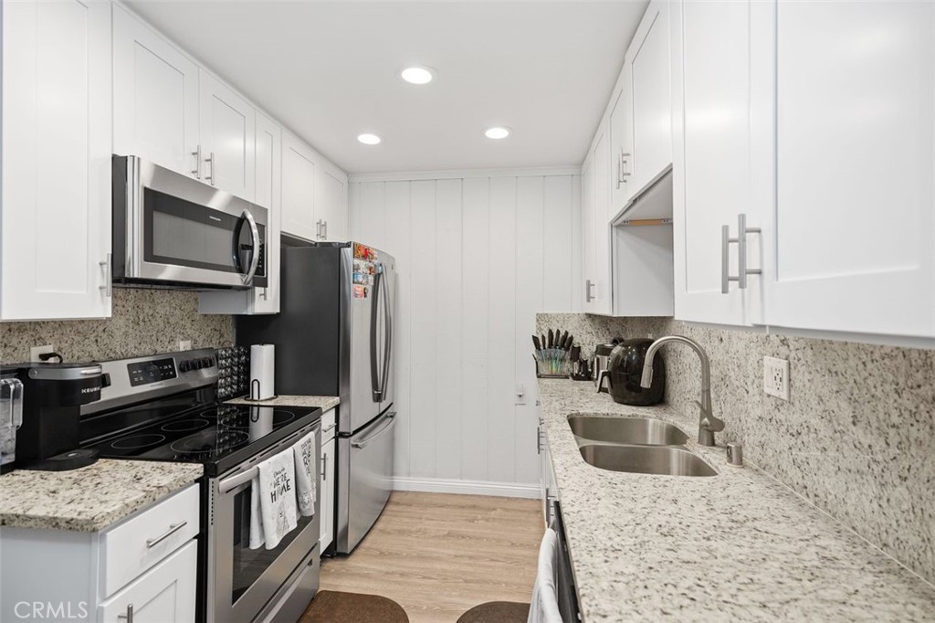 1000 W Macarthur Boulevard 144