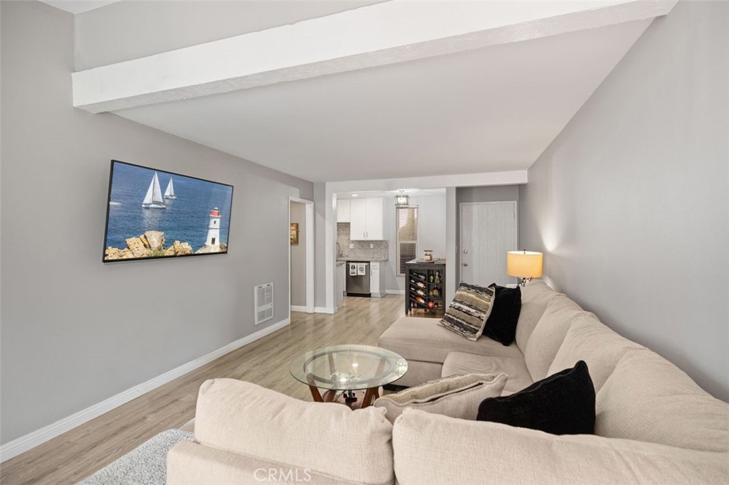 1000 W Macarthur Boulevard 144