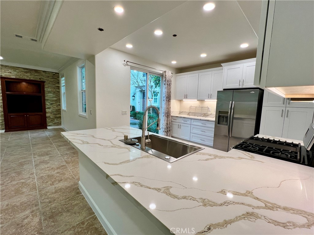 15218 Cambridge Street