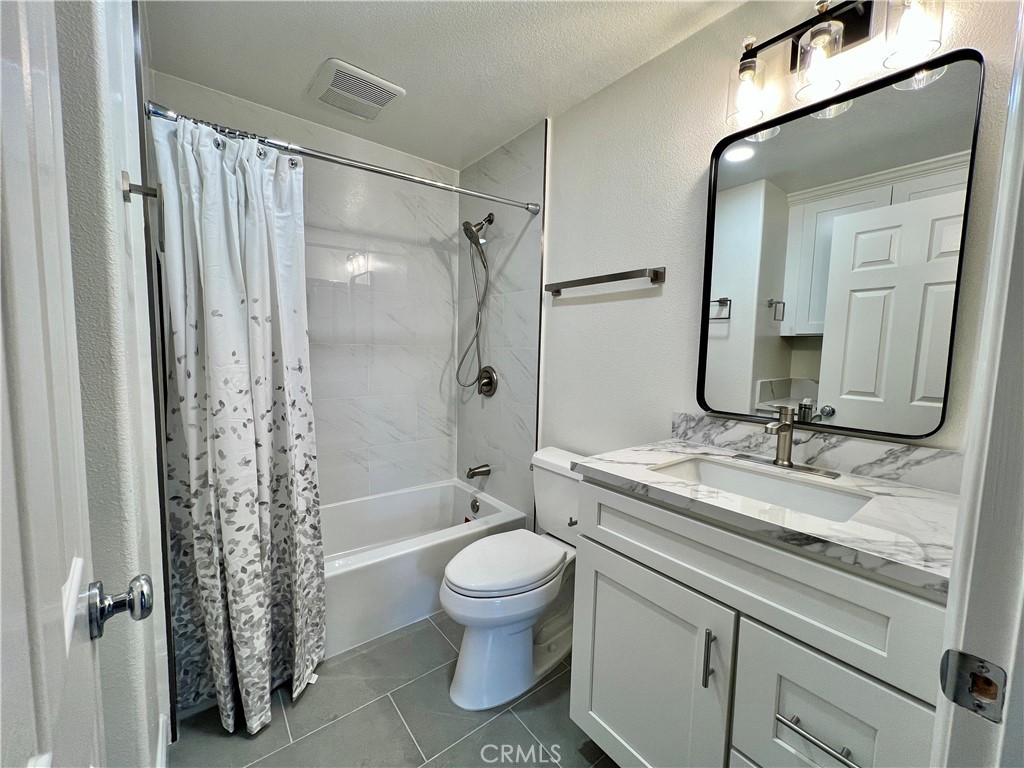 15218 Cambridge Street