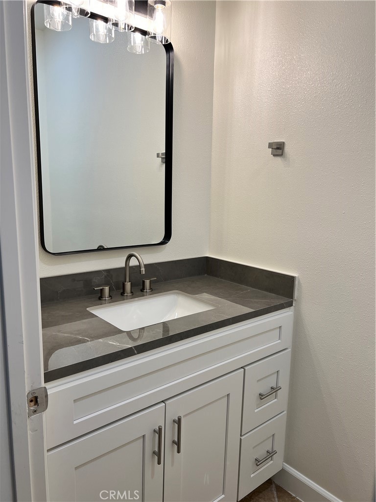 15218 Cambridge Street