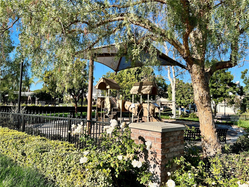 15218 Cambridge Street