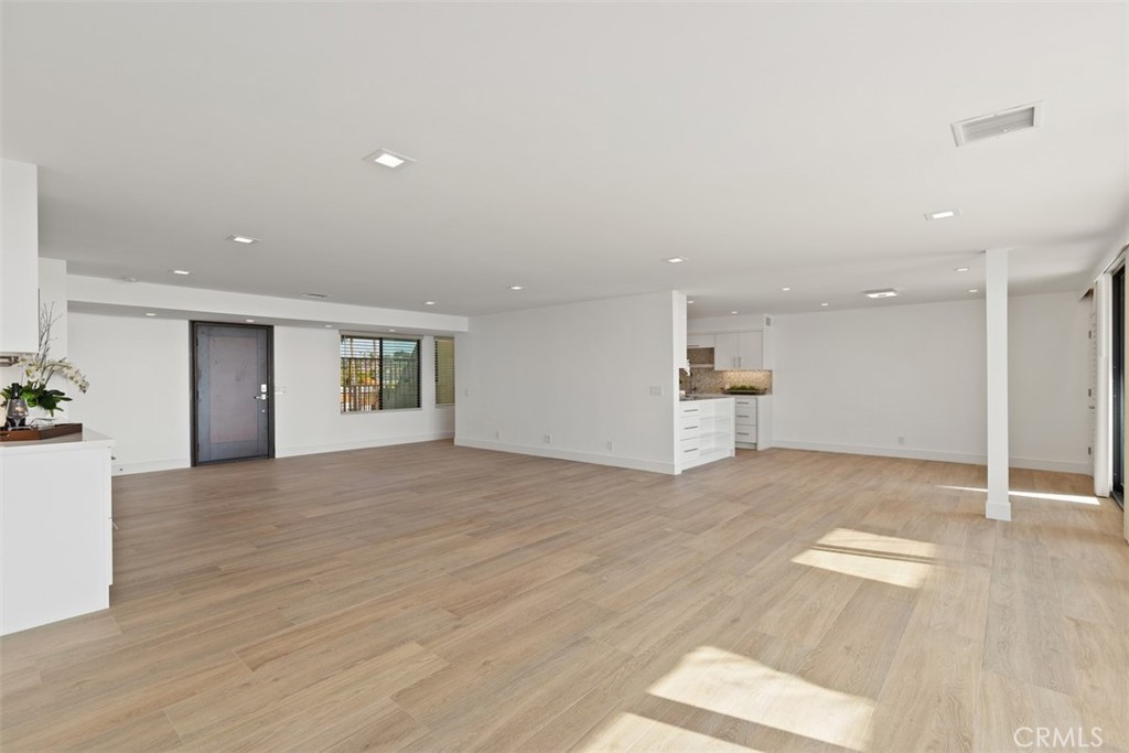 405 Avenida Granada 506