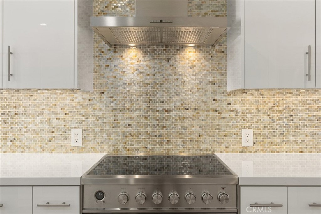 405 Avenida Granada 506