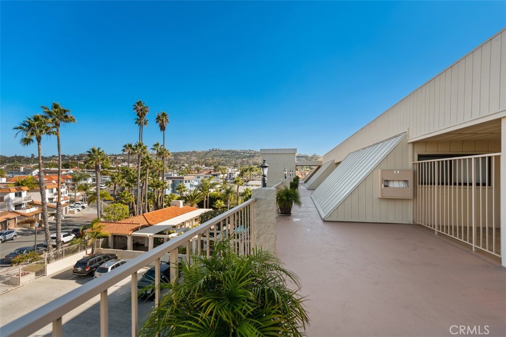 405 Avenida Granada 506