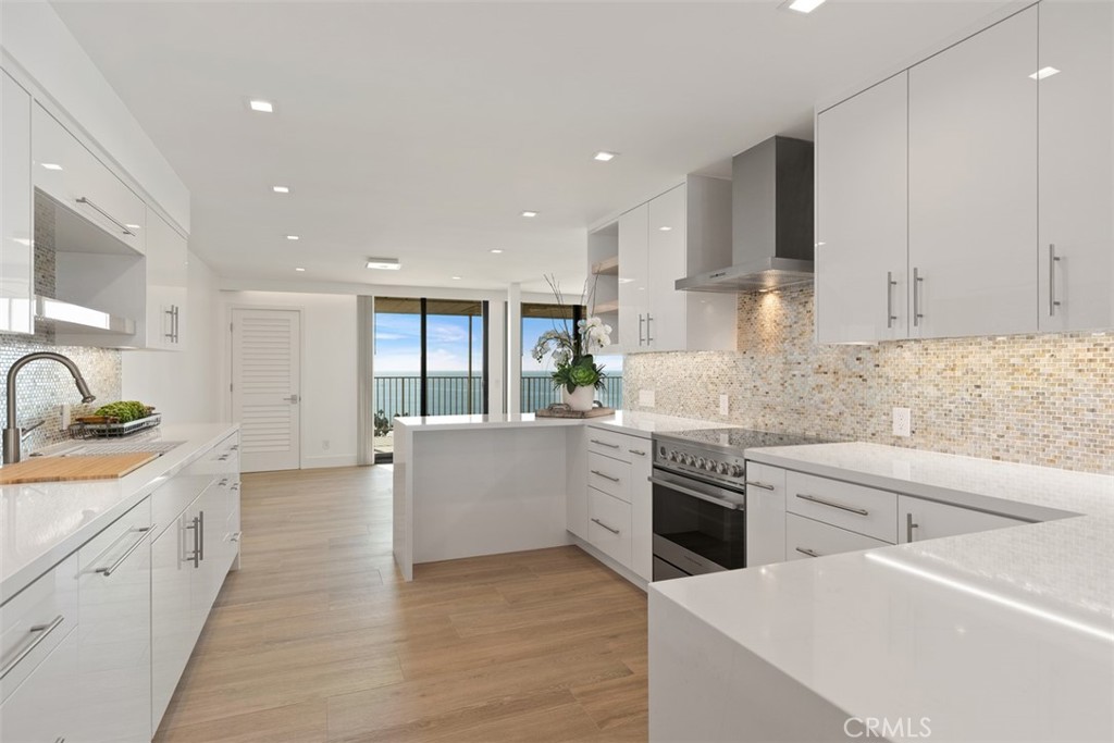 405 Avenida Granada 506