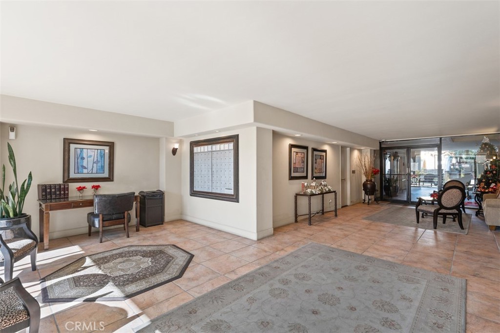 405 Avenida Granada 506