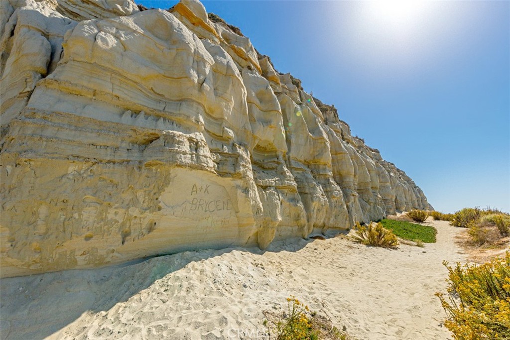 405 Avenida Granada 506