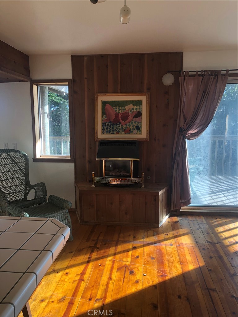 564 Croyden Lane