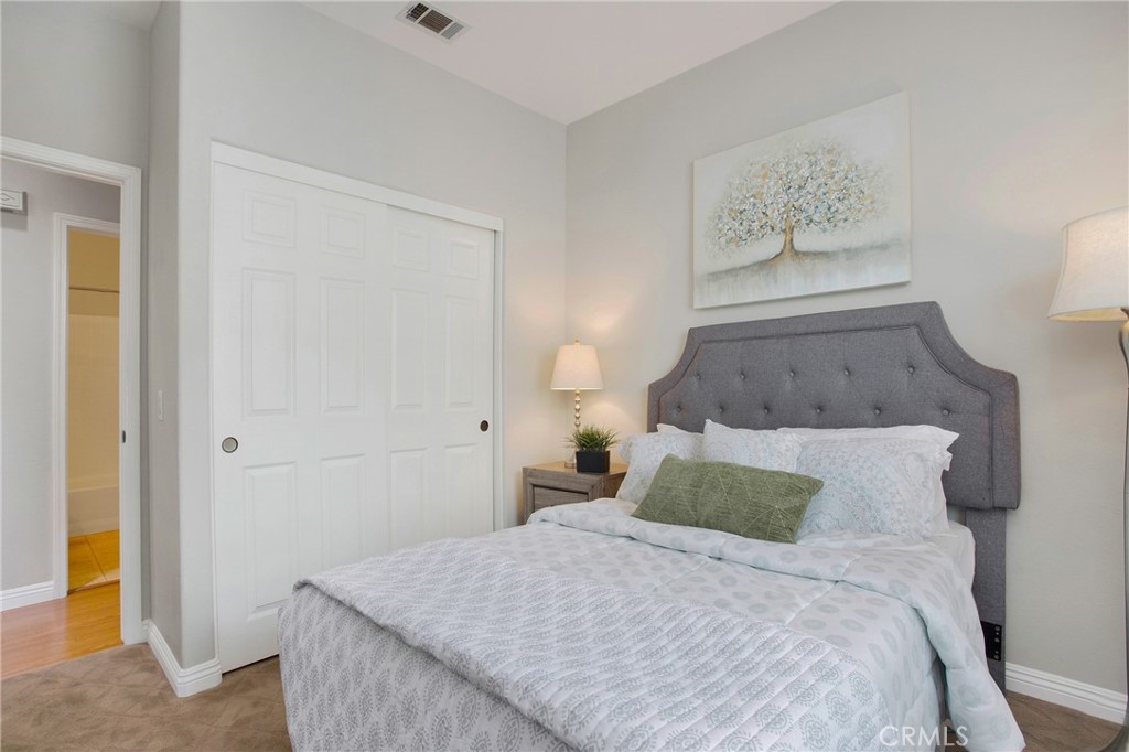 83 Strawflower Street