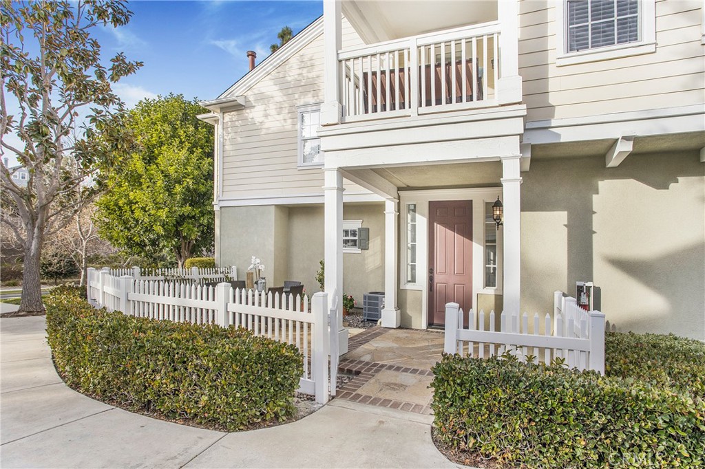 83 Strawflower Street