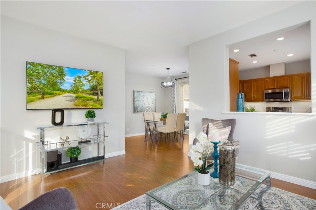 83 Strawflower Street