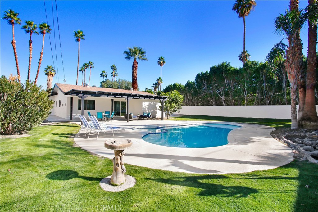 44615 San Onofre Avenue