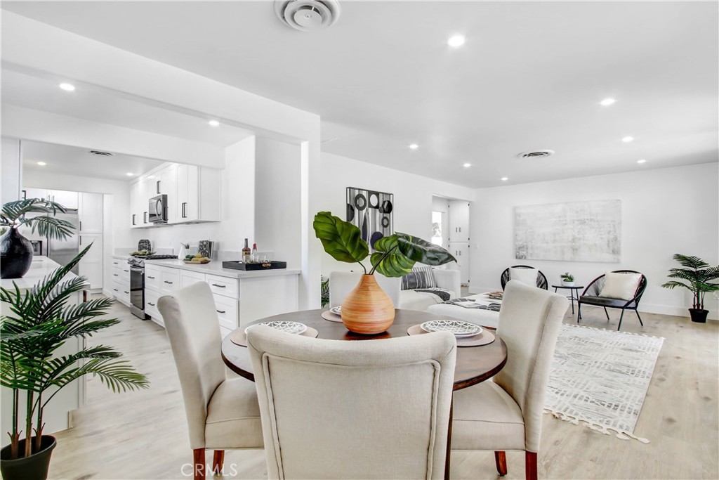 44615 San Onofre Avenue