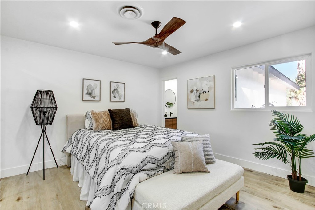 44615 San Onofre Avenue