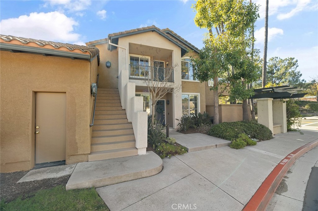 1 Mira Mesa