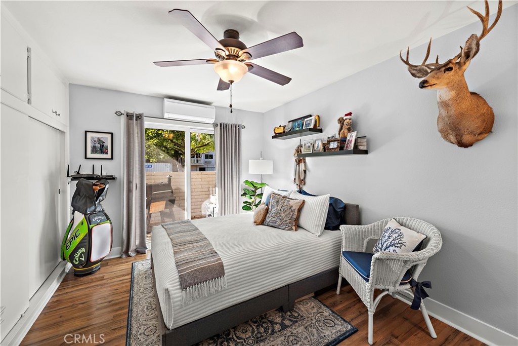 2329 Via Mariposa W A