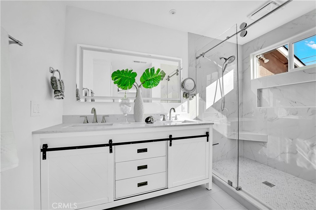 8696 La Playa Circle