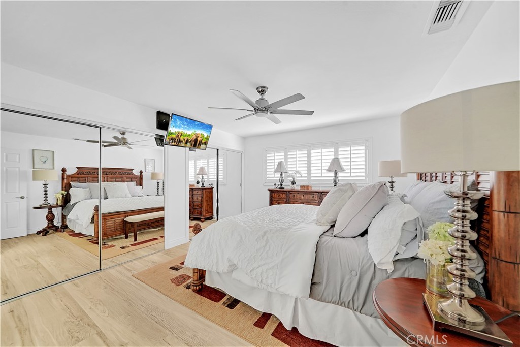 8696 La Playa Circle