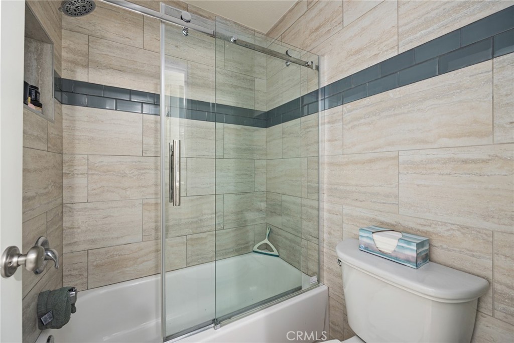 2960 Champion Way 914