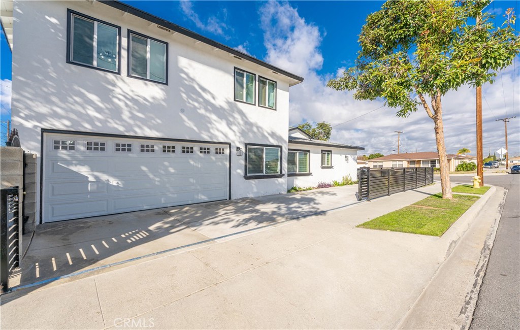 2520 W Glenhaven Avenue