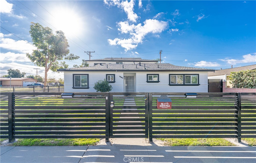 2520 W Glenhaven Avenue