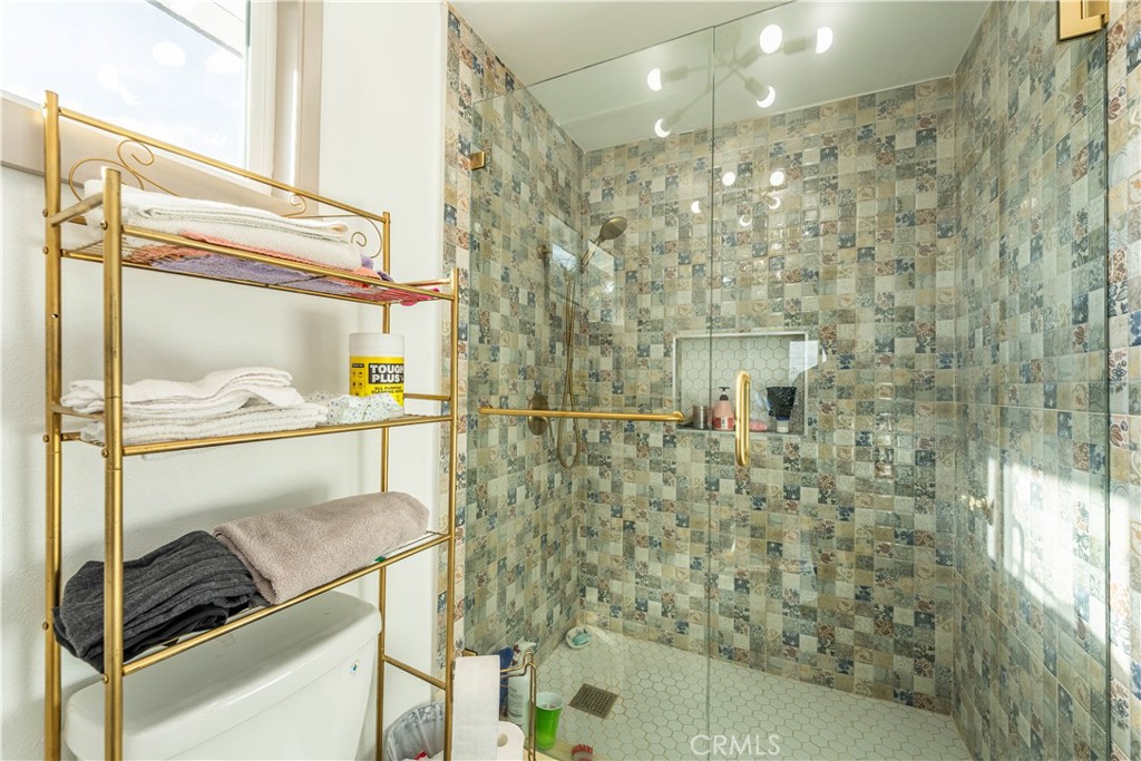 2520 W Glenhaven Avenue