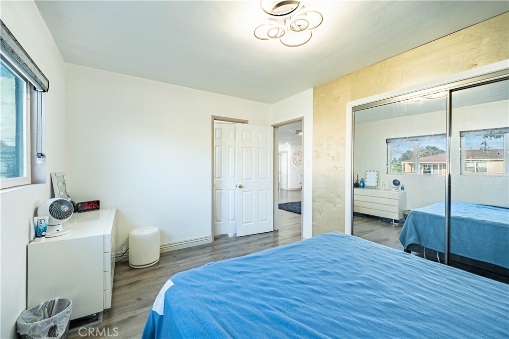 2520 W Glenhaven Avenue