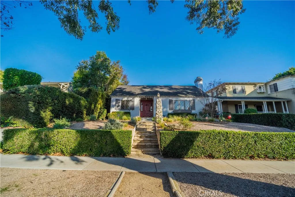4124 Country Club Drive