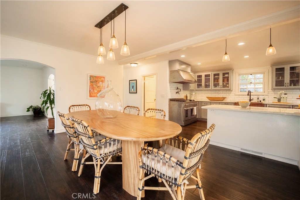 4124 Country Club Drive