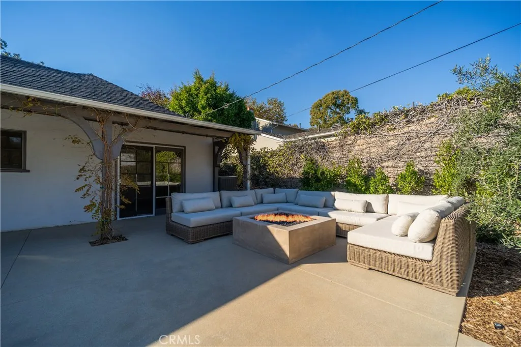 4124 Country Club Drive