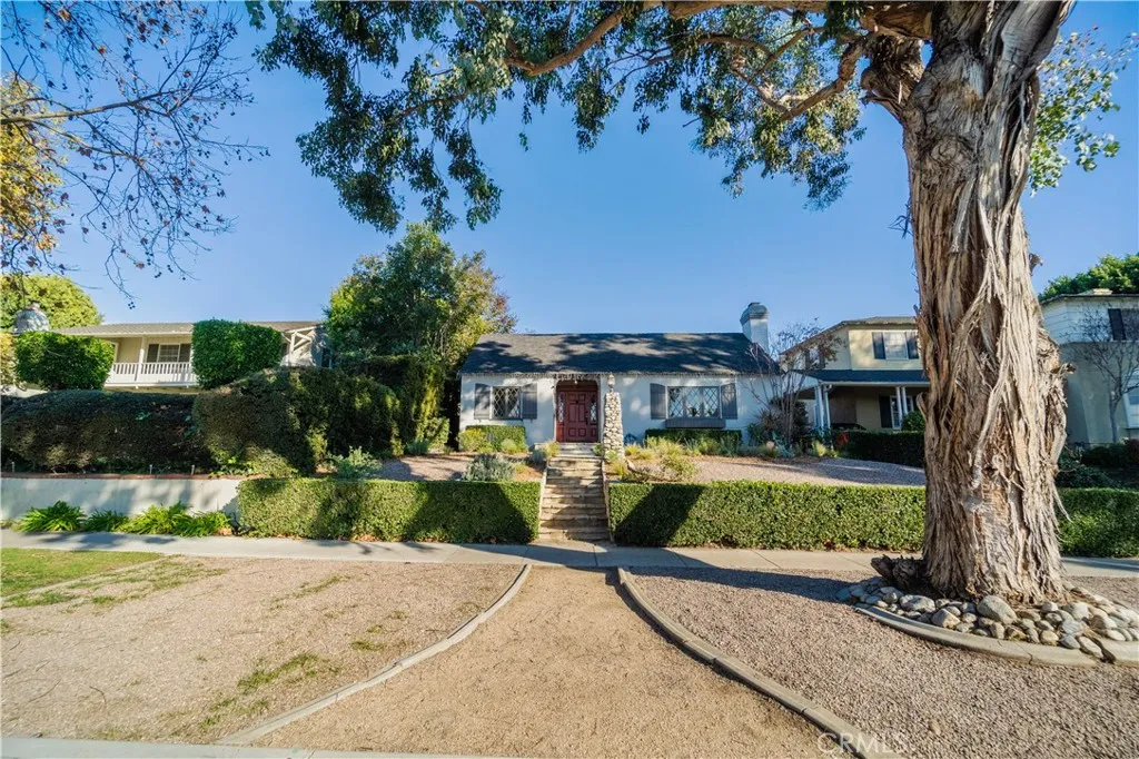 4124 Country Club Drive