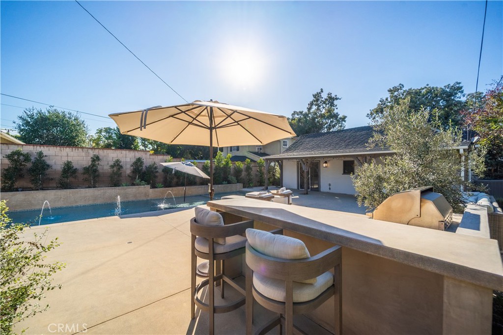 4124 Country Club Drive