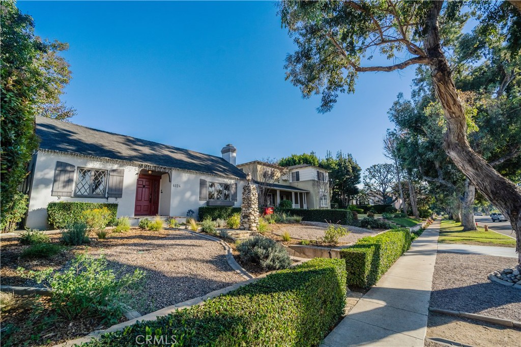 4124 Country Club Drive