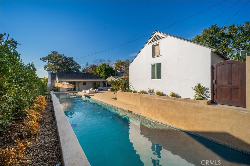 4124 Country Club Drive