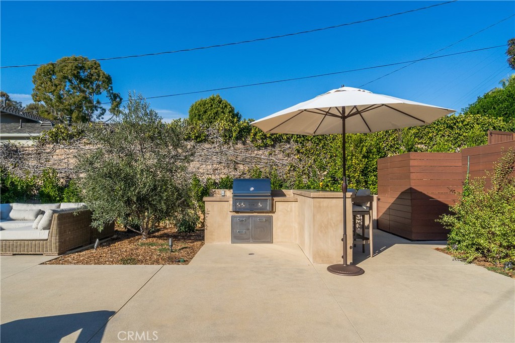 4124 Country Club Drive