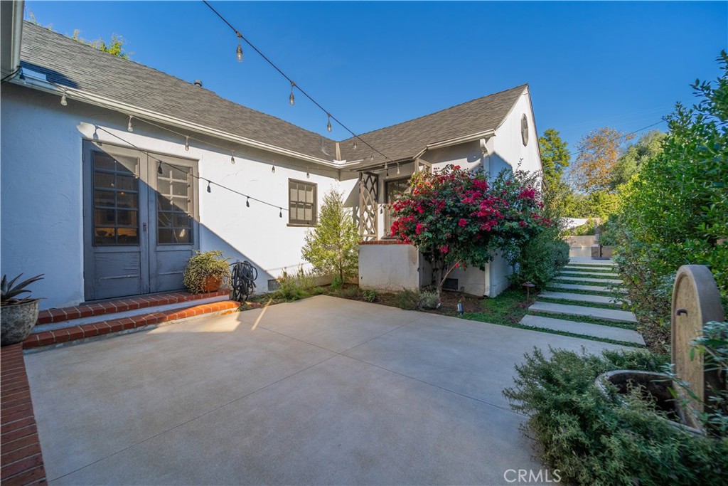 4124 Country Club Drive