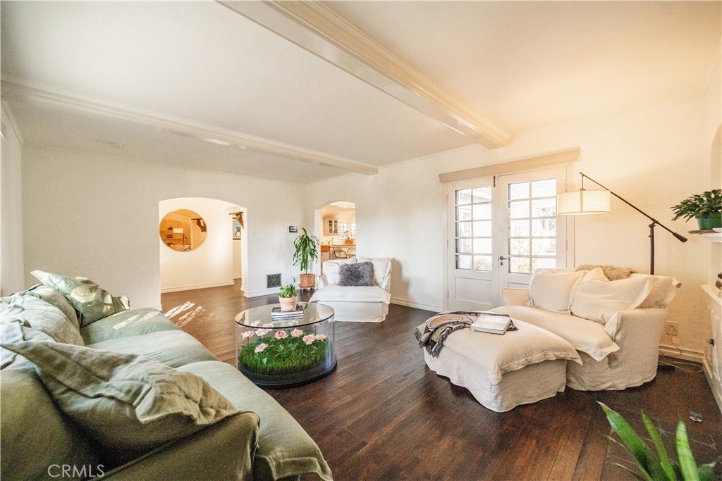 4124 Country Club Drive