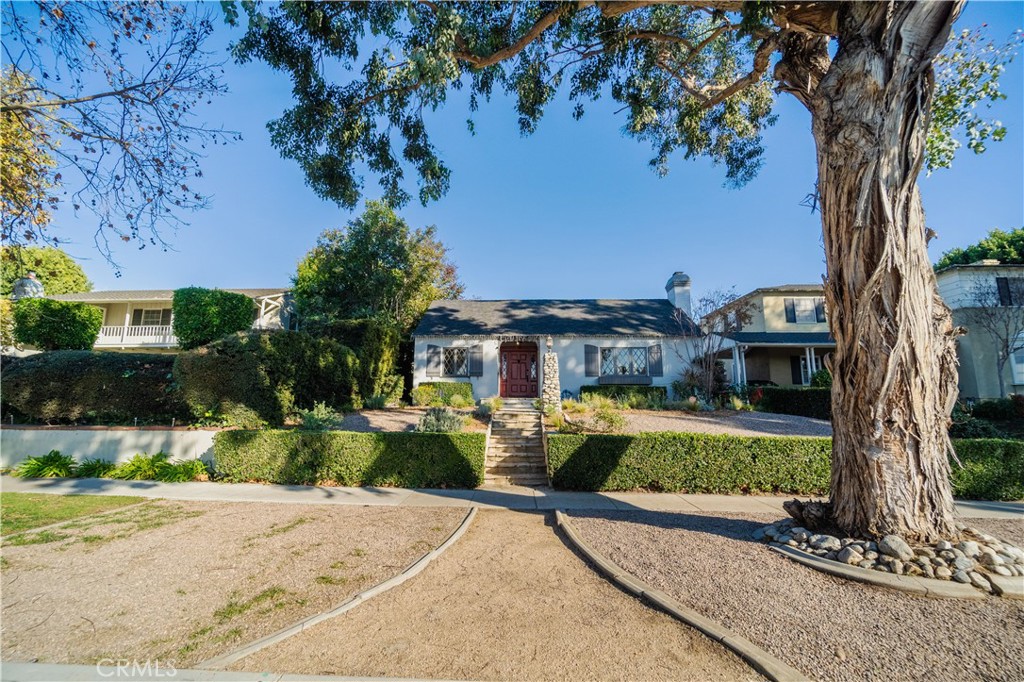 4124 Country Club Drive