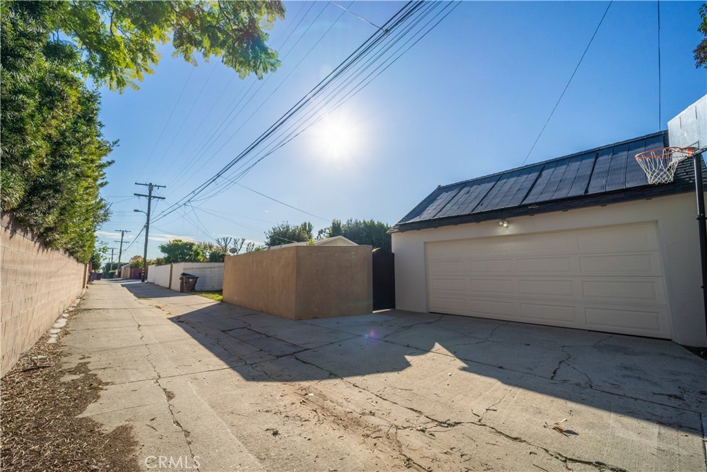 4124 Country Club Drive