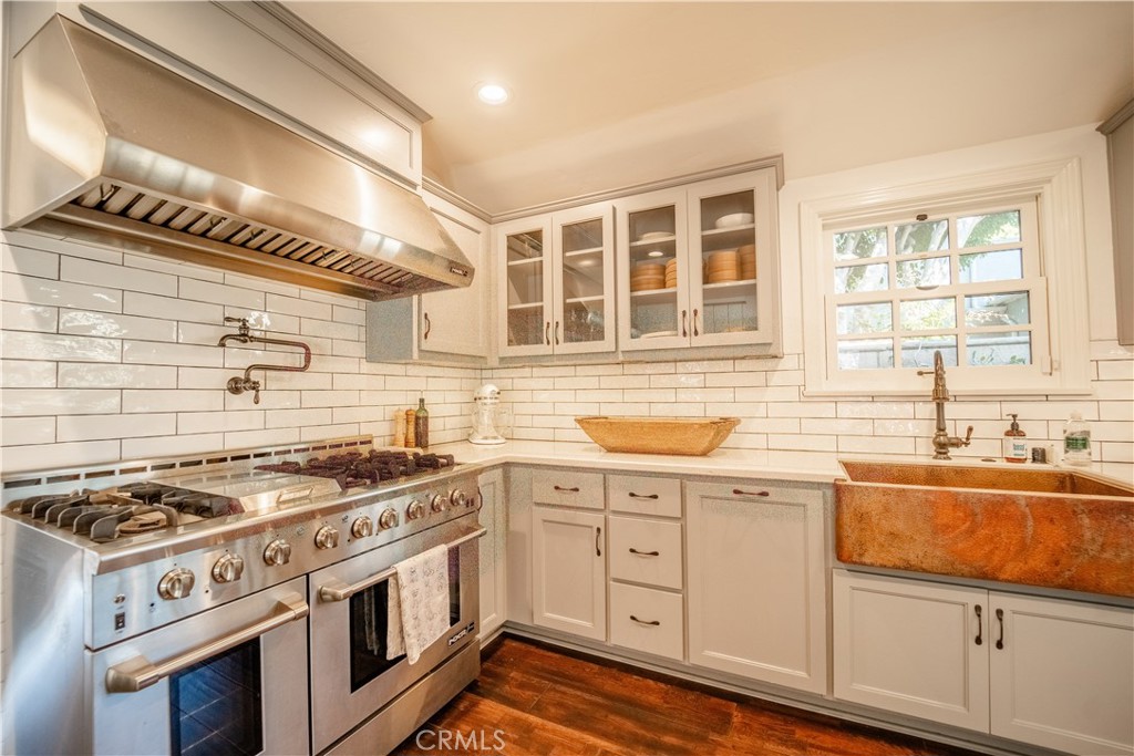 4124 Country Club Drive