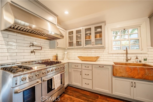 4124 Country Club DR