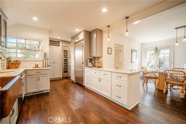 4124 Country Club DR