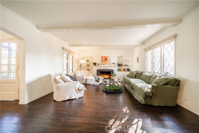 4124 Country Club DR