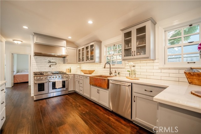 4124 Country Club DR