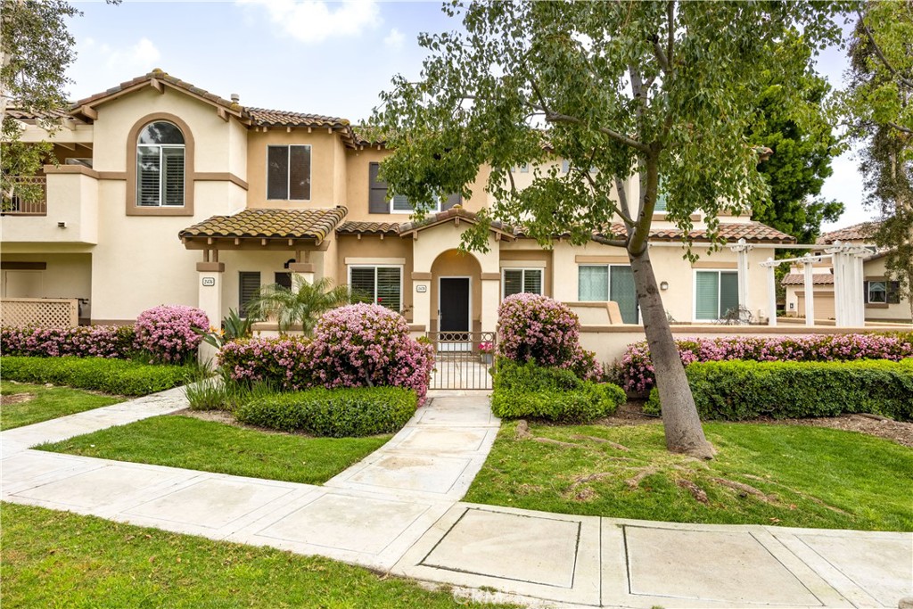 2478 Sunningdale Drive