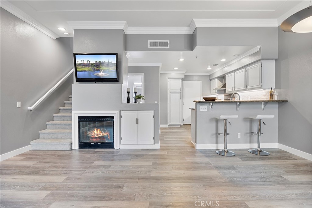 2478 Sunningdale Drive