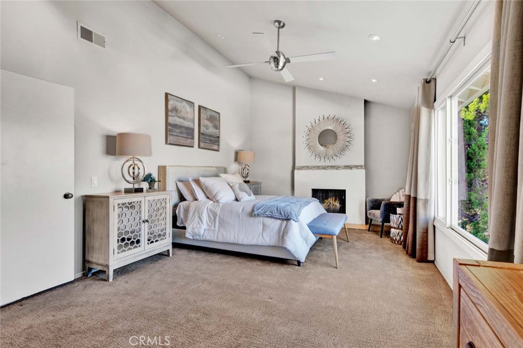 9167 McBride River Avenue